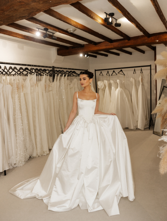 Classic Ball Gown Spaghetti Strap Satin Long Sweep Wedding Dress Prom Dress SH4128