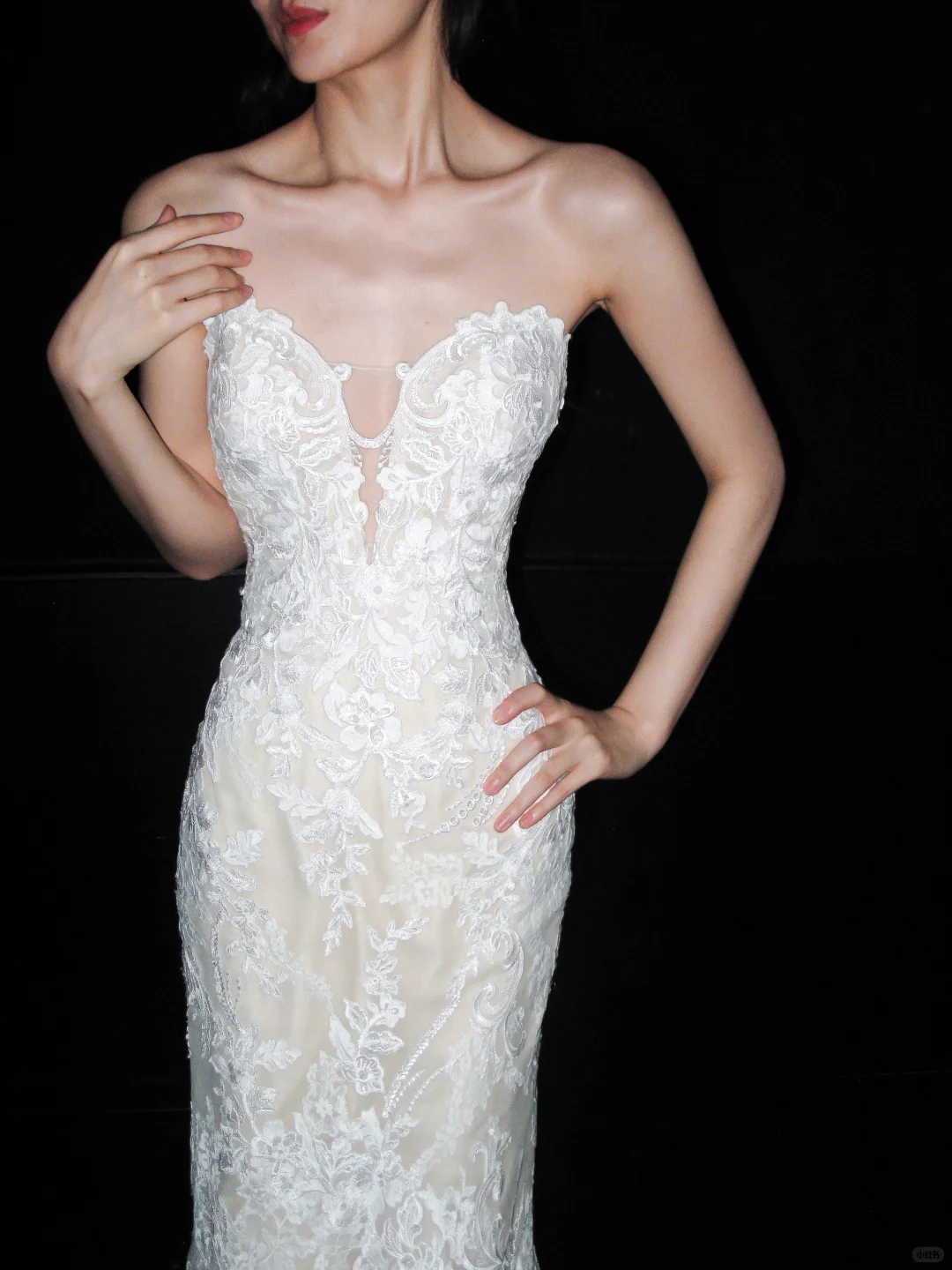 Elegant Sheath Sweetheart Neck White Lace Long Wedding Dress SH6675