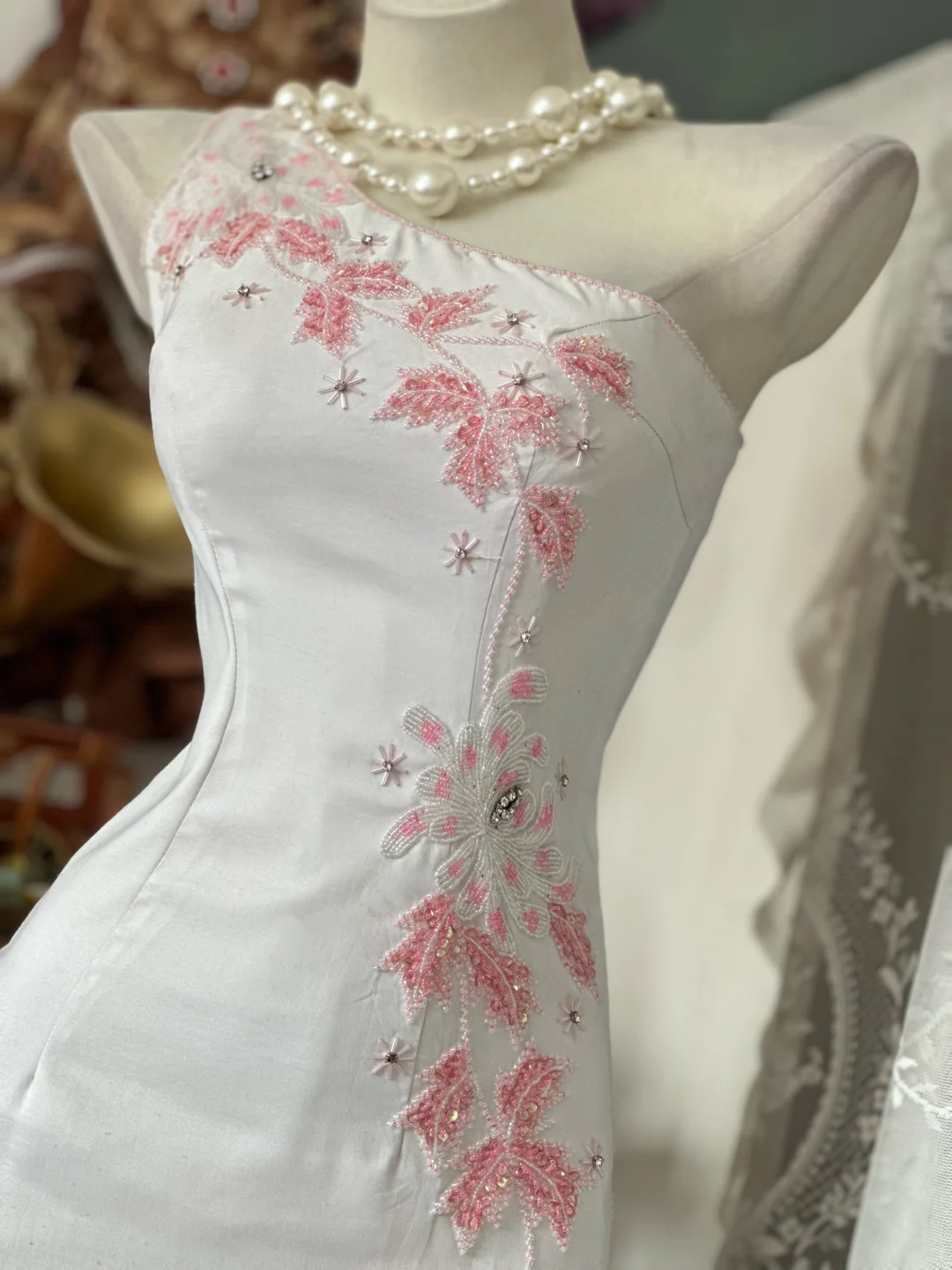 Elegant Sheath One Shoulder Pink Beaded White Satin Long Prom Dress SH5240