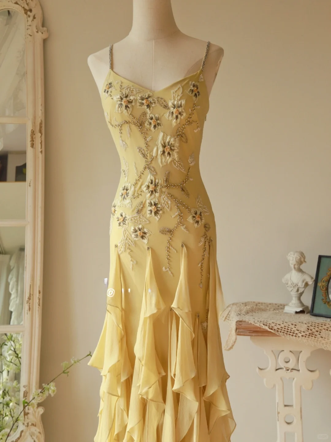 Yellow Mermaid Spaghetti Strap Embroidered Beaded Ruffle Chiffon Prom Dress Formal Dress SH3881