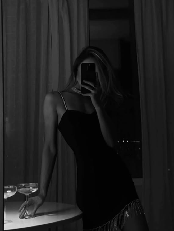 Sexy Black Sheath Spaghetti Strap Shiny Rhinestone Satin Mini Homecoming Dress Cocktail Dress SH4341