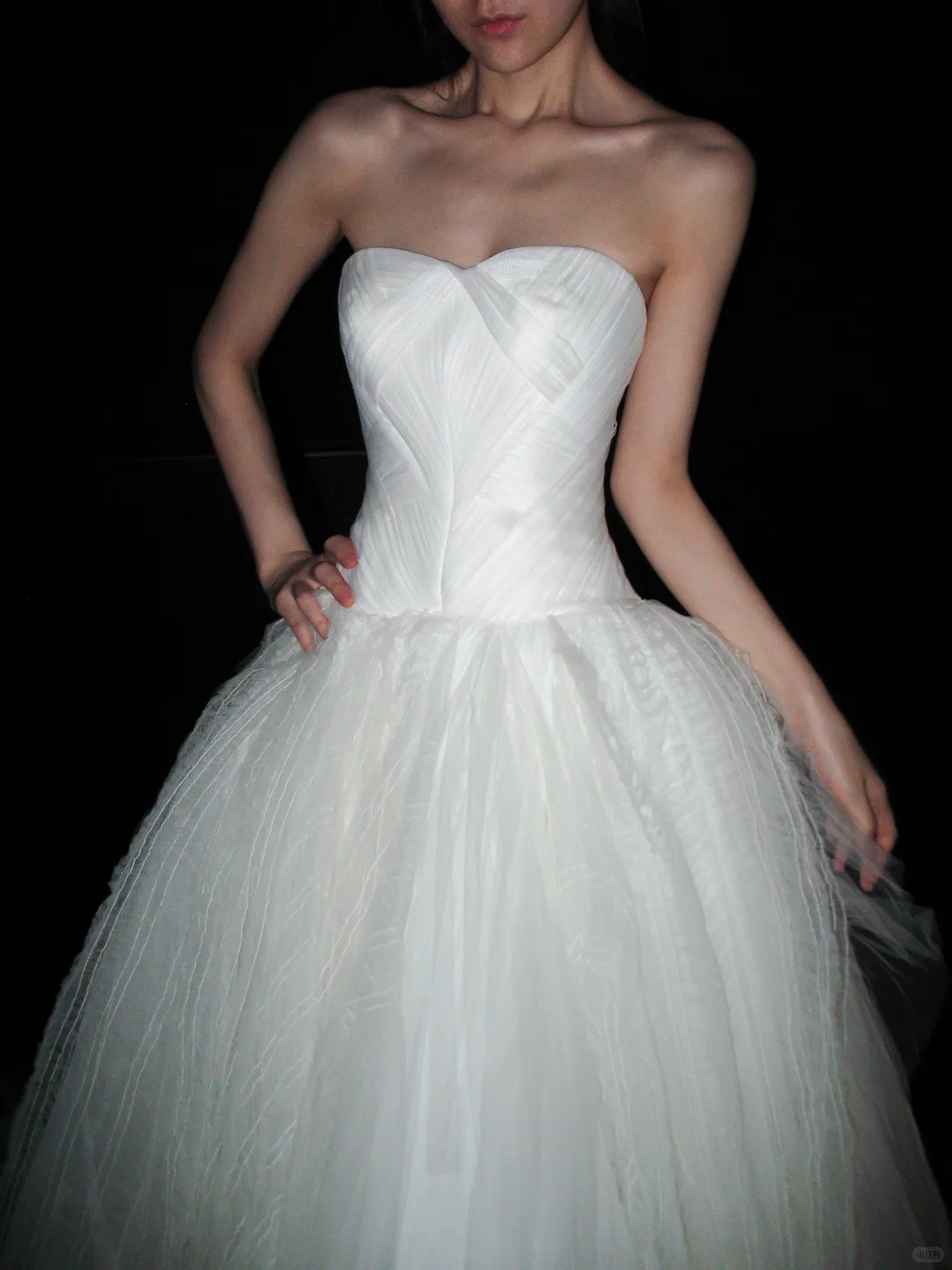 Classic Ball Gown Sweetheart Neck White Tulle Long Wedding Dress SH6616