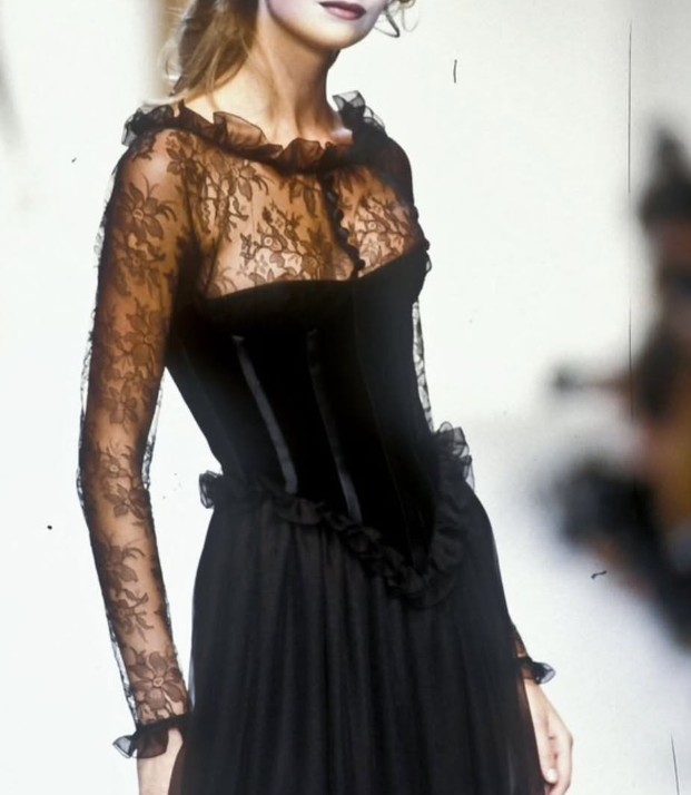 Gentle A Line Long Sleeve Ivory Lace Chiffon Prom Dress Graduation Prom Dress SH2642