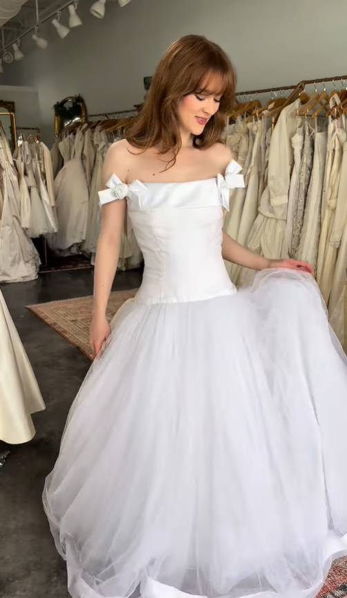 Retro Unique A Line Strapless Bow White Tulle Satin Wedding Dress SH6089