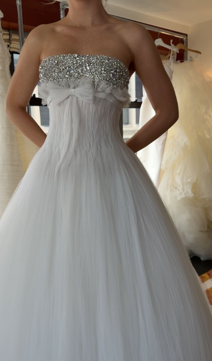 Shiny Ball Gown Strapless Exquisite Beaded White Tulle Long Wedding Dress SH8382