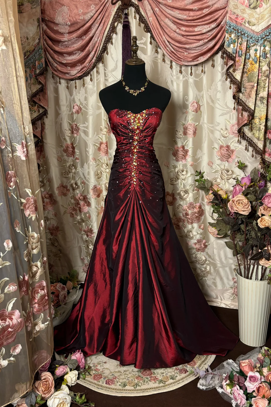 Vintage Burgundy Ball Gown Strapless Pleated Yellow Beaded Satin Long Prom Dress Evening Dress SH3733