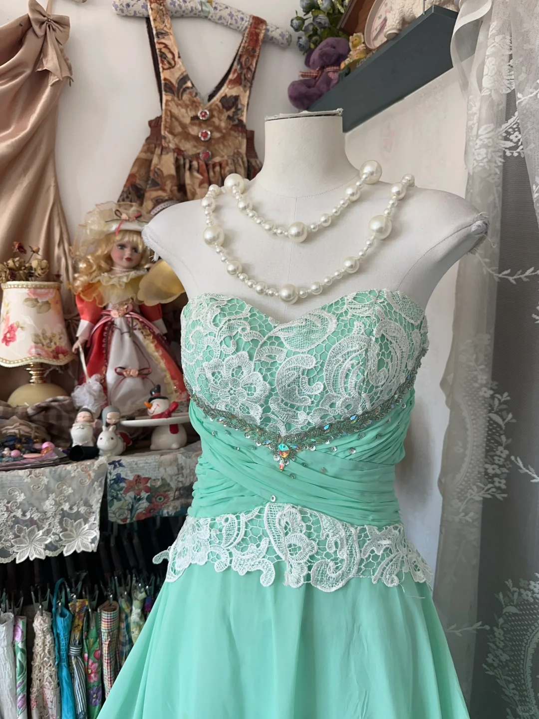 Mint Green Vintage A Line Sweetheart Neck Lace Chiffon Long Graduation Prom Dress SH5366