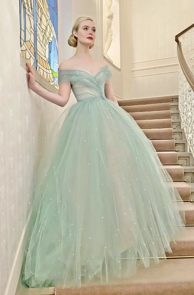 Green Princess Ball Gown Off the Shoulder Pearl Tulle Prom Dress Evening Dress SH4416