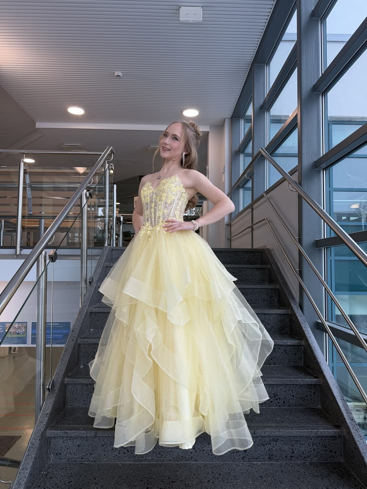 Pretty Yellow A Line Spaghetti Straps Beaded Sequin Corset Tulle Prom Dress SH6420