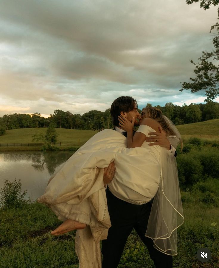 Elegant Ball Gown Off the Shoulder Pleated Simple Satin Wedding Dress SH4749