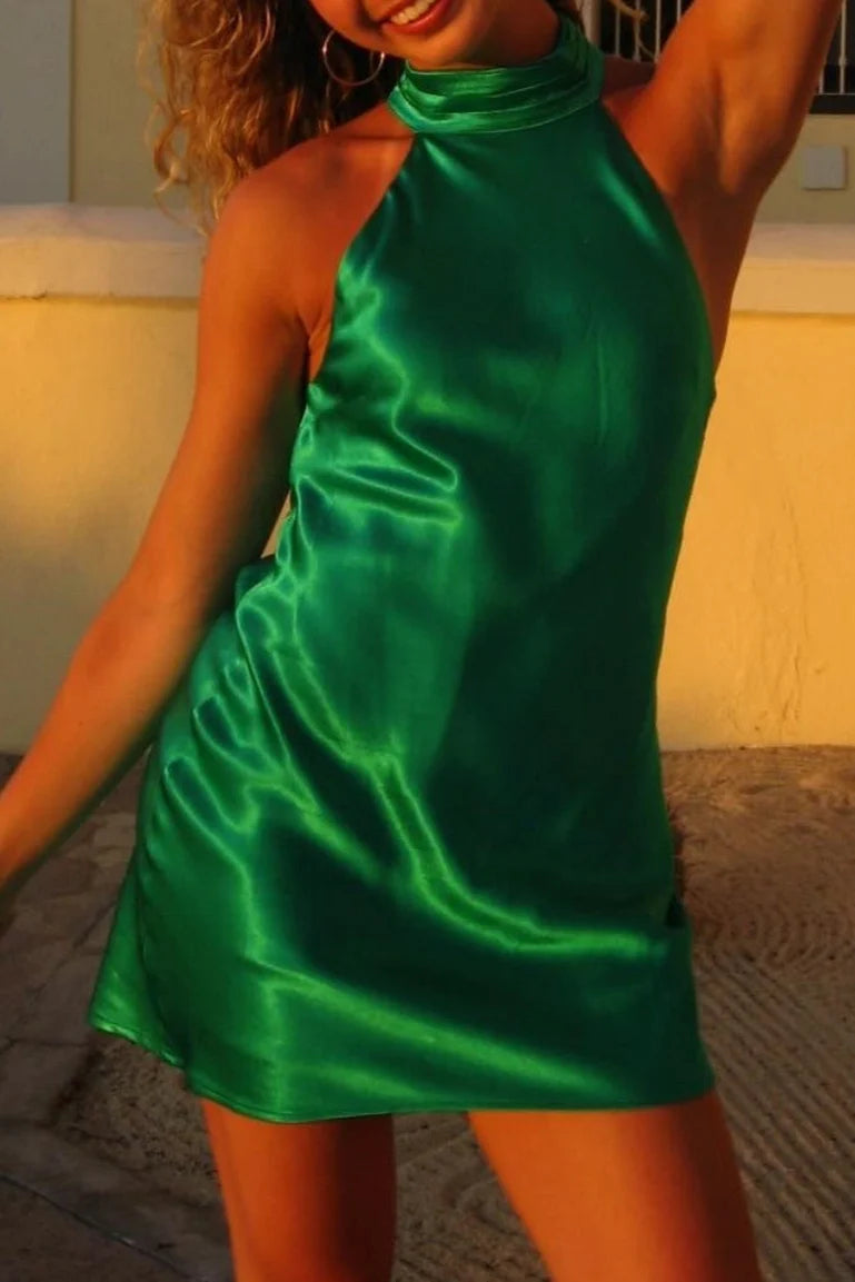 Charming Green Sheath Halter Satin Backless Short Prom Dress Homecoming Dress SH8624