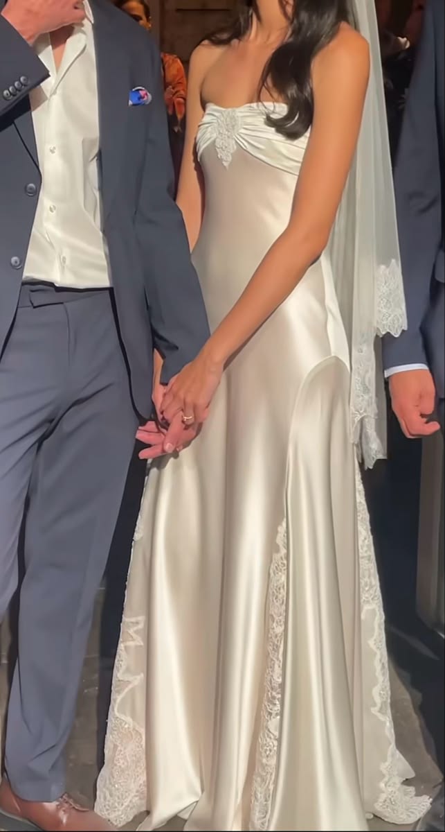 Simple Gentle A Line Strapless White Lace Satin Prom Dress Wedding Dress SH7273