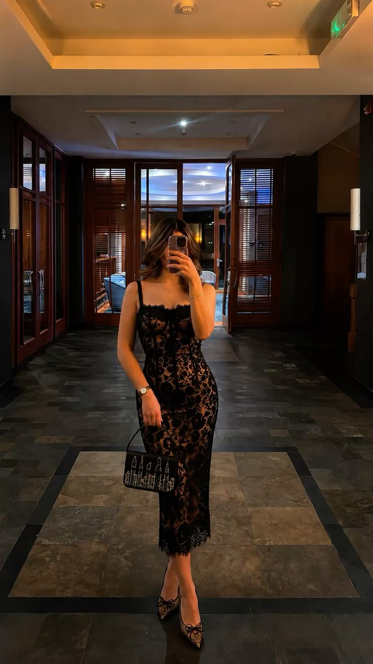 Sexy Black Sheath Straps Lace Long Prom Dress Evening Dress SH7614