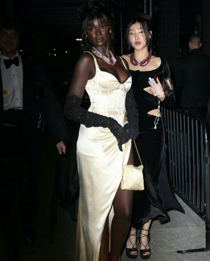 Cute Sheath Straps Black Lace Yellow Satin Prom Dress Evening Dress with Slit SH2630