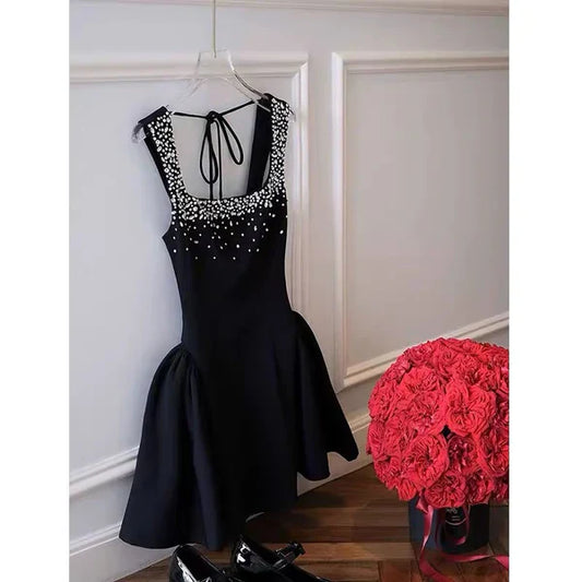 Classic Black Shiny Rhinestone A Line Straps Satin Short Homecoming Dress Cocktail Dress SH3725