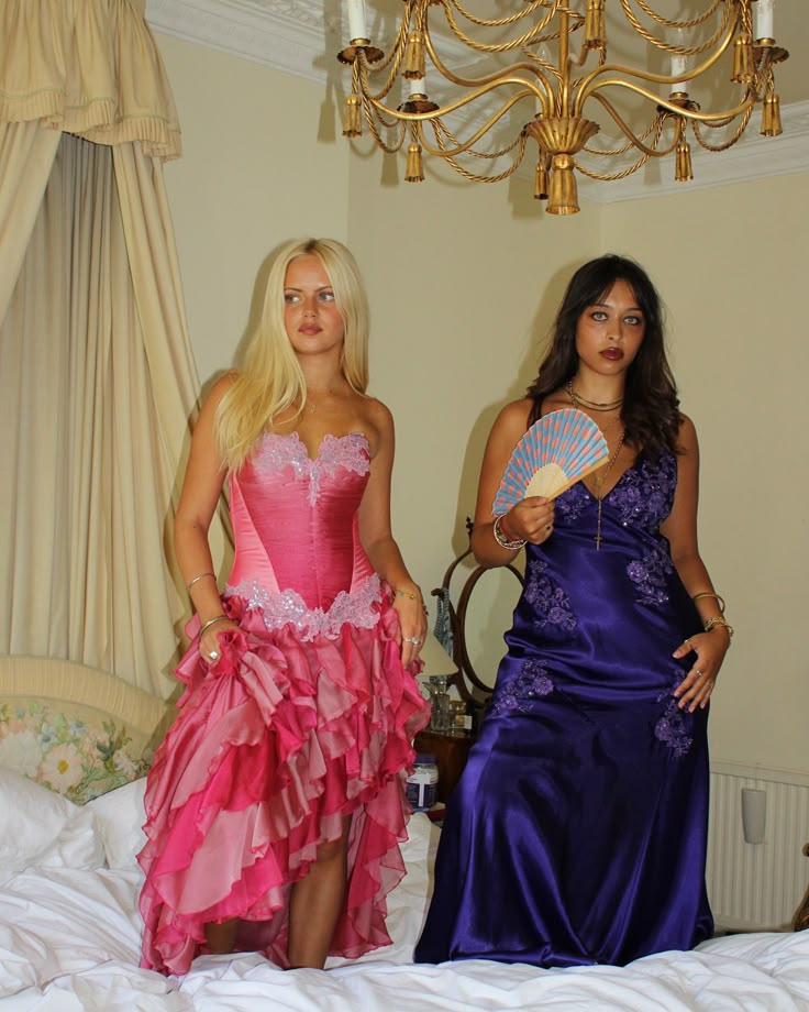 Cute Sheath Sweetheart Neck Appliques Ruffle Satin Prom Dress Evening Dress SH2346