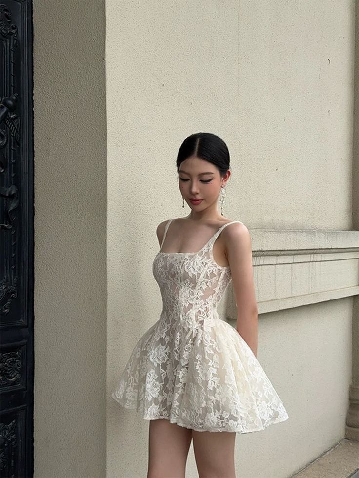 Pretty A Line Spaghetti Strap White Lace Short Wedding Dress Homecoming Dress SH7562