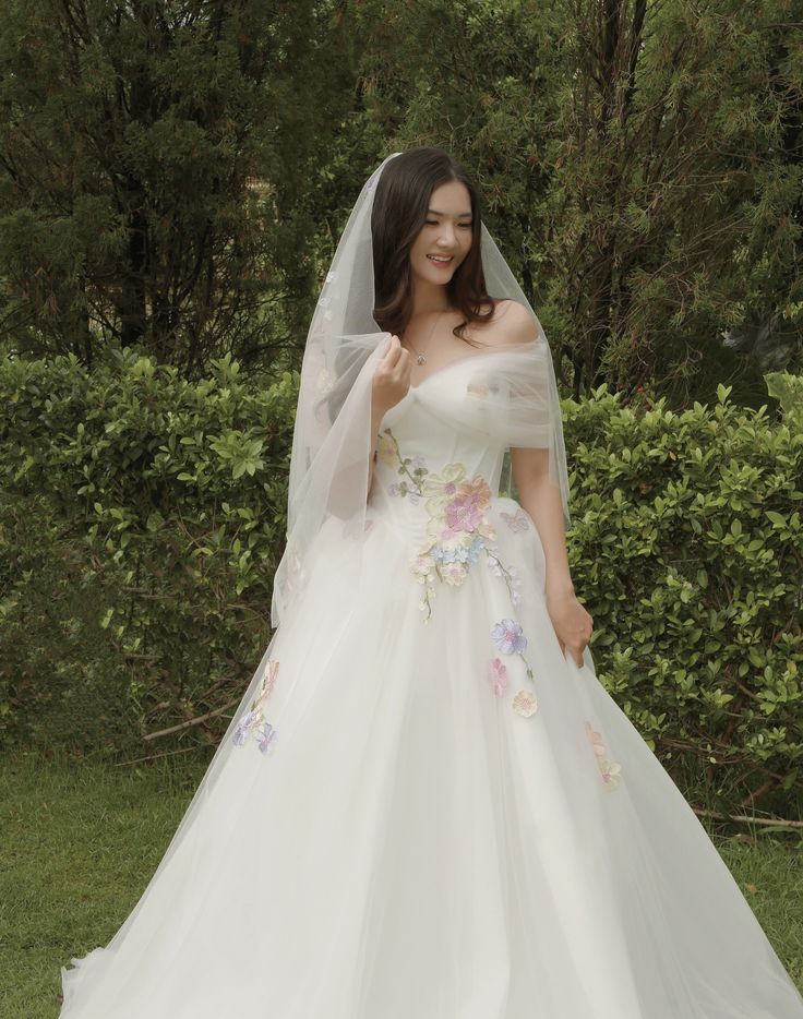 Cute A Line V Neck Colorful Appliques White Tulle Long Wedding Dress SH8737