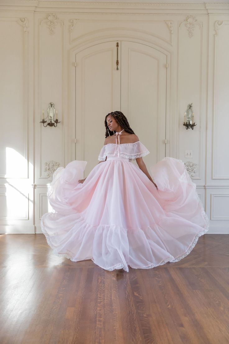 Light Pink Ball Gown Off the Shoulder Lace Organza Date Dress Prom Dre