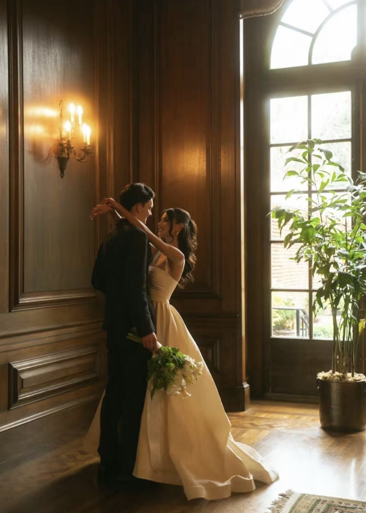 Classic Ball Gown Spaghetti Strap Pleated Simple Satin Wedding Dress SH4748