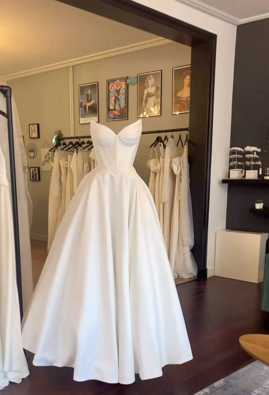 Simple White A Line Sweetheart Neck Satin Prom Dress Wedding Dress SH4532