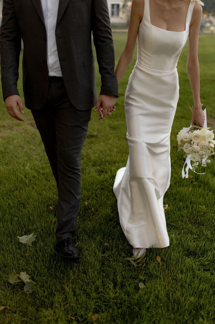 Classic White Sheath Spaghetti Strap Satin Long Train Wedding Dress SH8718