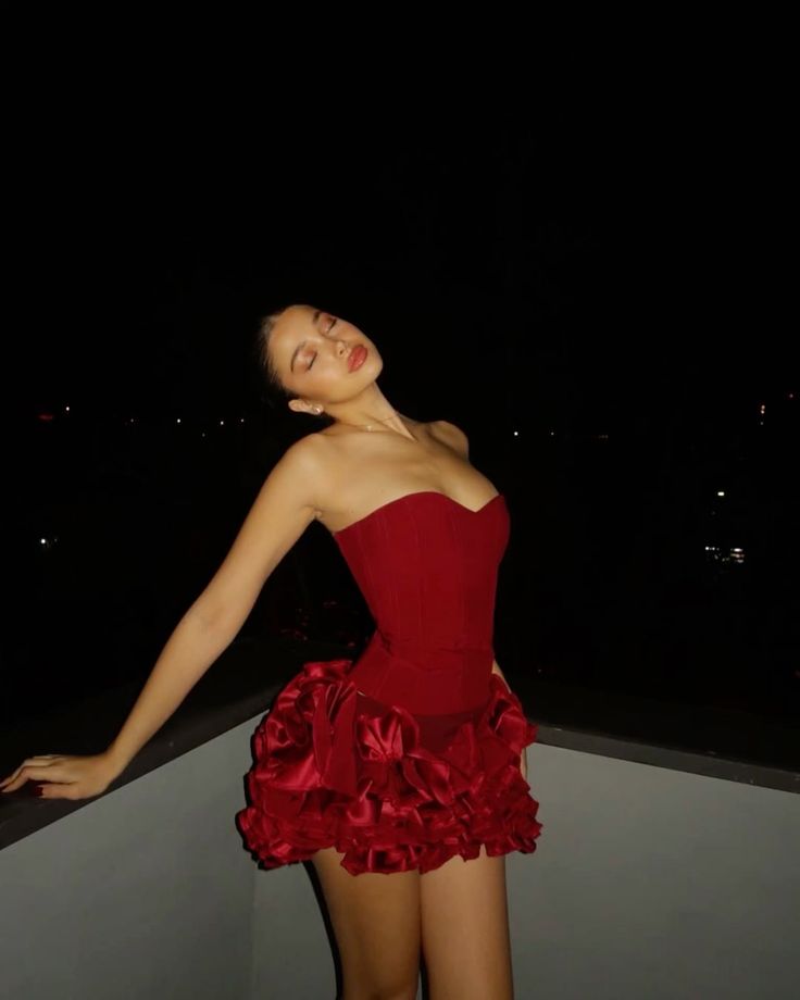 Charming Burgundy A Line Strapless Satin Short Prom Dress Homecoming Dress SH8644