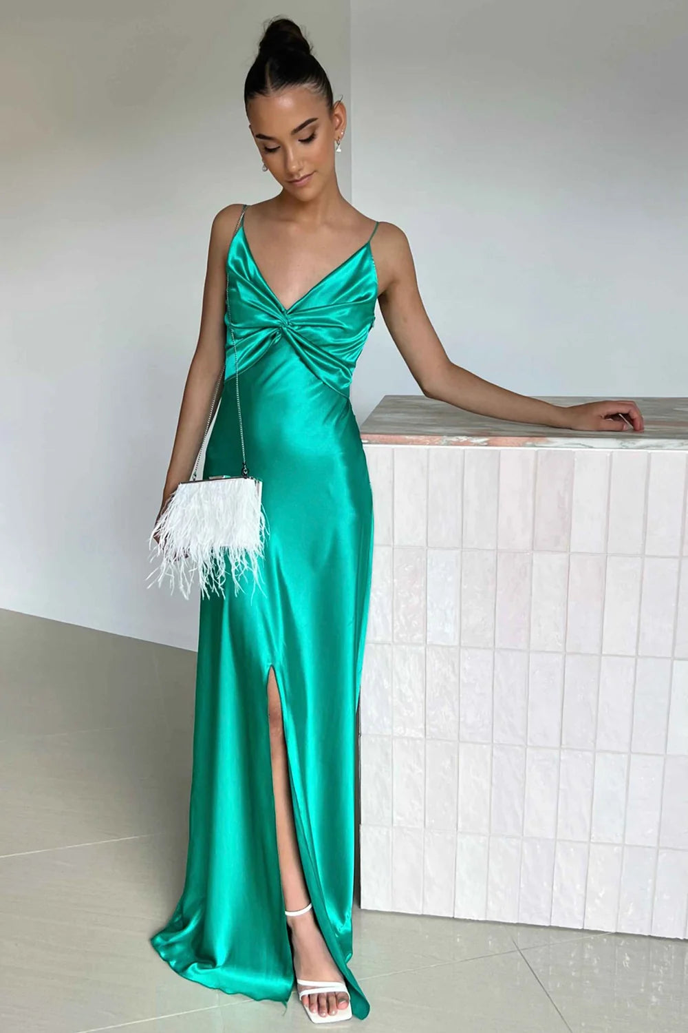 Chic A Line Spaghetti Straps Green Long Prom Dress with Split Front SH8307