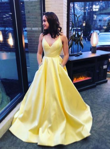 Yellow Satin V Neck Spaghetti Straps Long Senior Prom Dress With Pocket KS1683