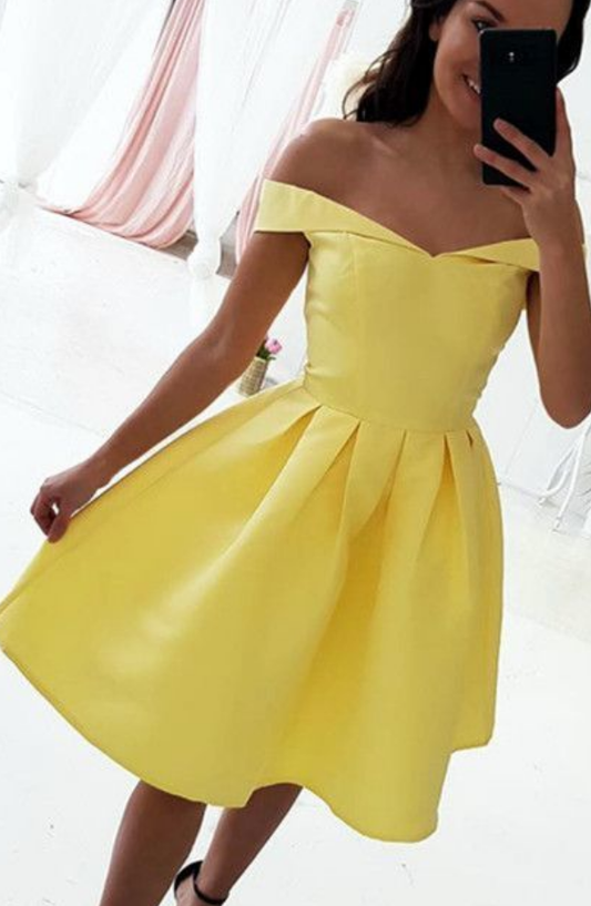 Yellow Satin V-neck Off Shoulder Prom Dresses Short Homecoming Dresses P01553