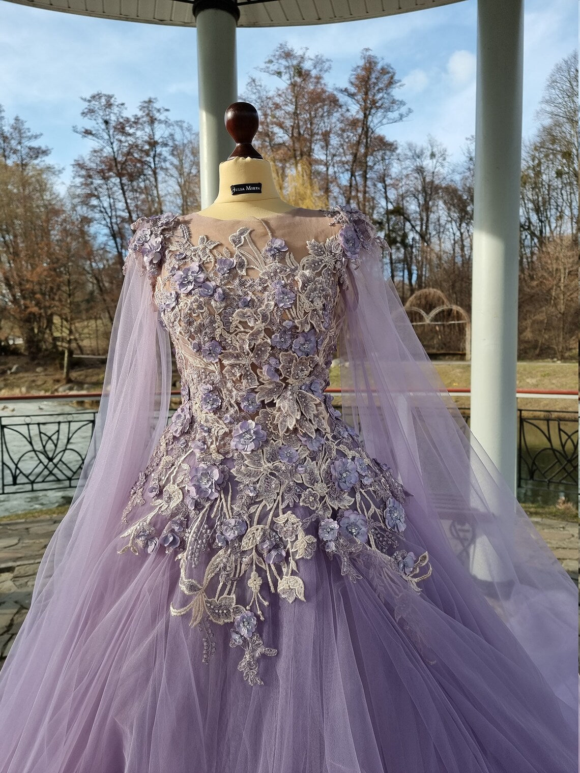 Elegant Ball Gown Lilac Floor Length Prom Dresses SH266