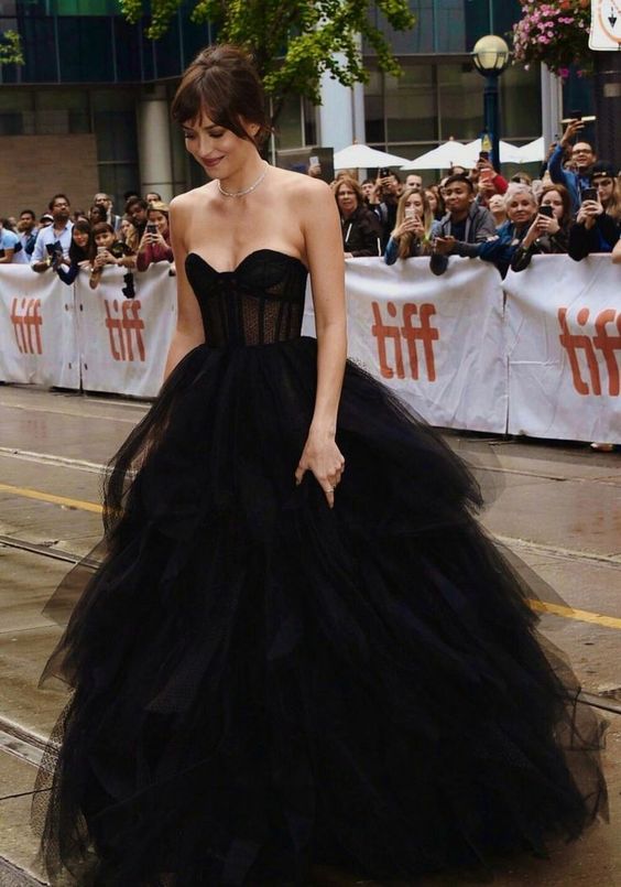Elegant Black Lace Ball Gown Prom Dresses SH273