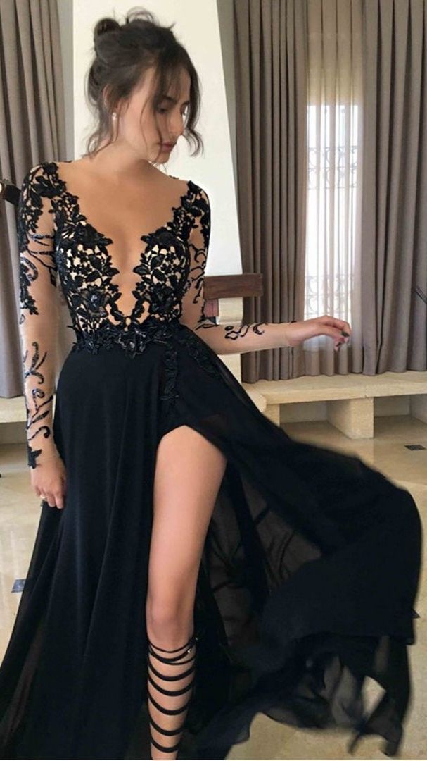 Glamorous Black V-neck Mermaid Spaghetti-Strapes Sequins Prom Dresses SH507
